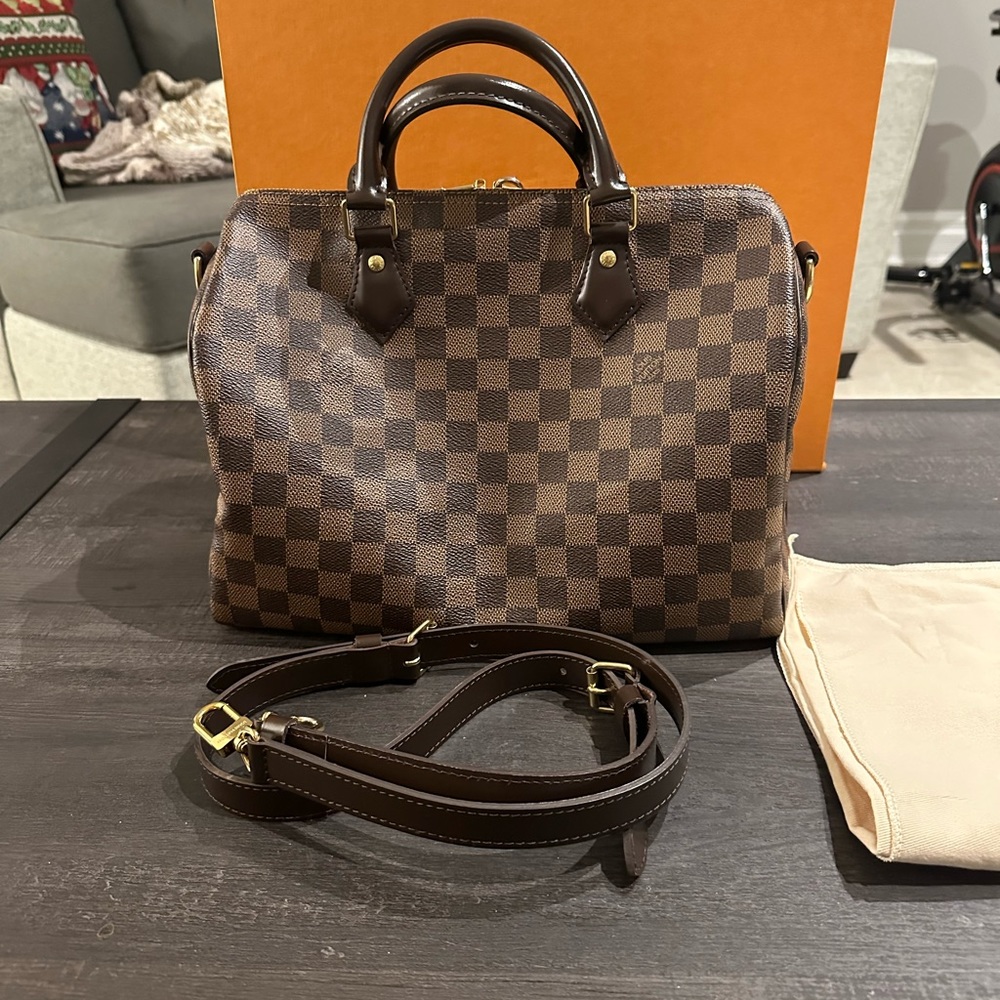 ❤️SOLD❤️ Authentic Louis Vuitton Speedy Bandouliere 30